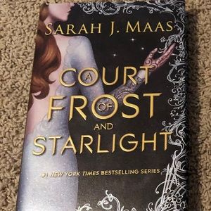 Sarah J Maas book